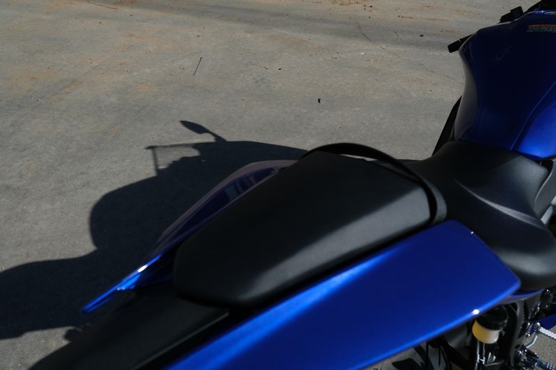 2025 Yamaha YZFR7 TEAM BLUEImage 7