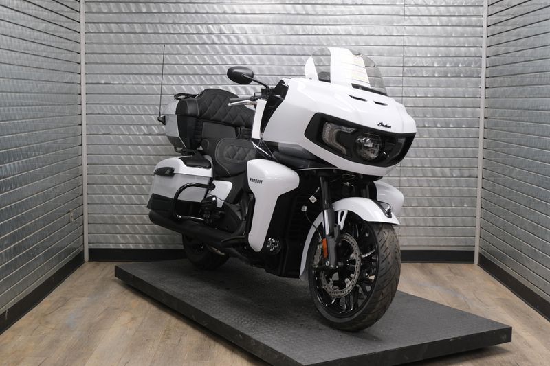 NEW 2025 INDIAN MOTORCYCLE PURSUIT DARK HORSE Image 1