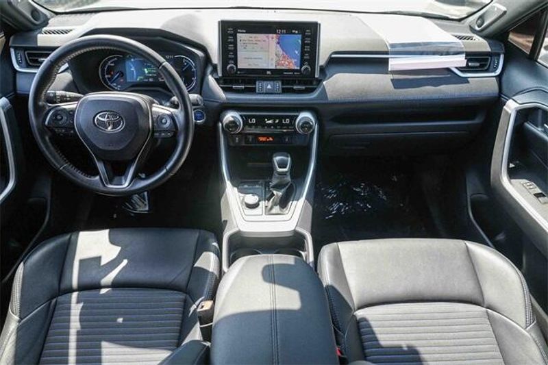Used 2021 Toyota RAV4 Hybrid XSEImage 13