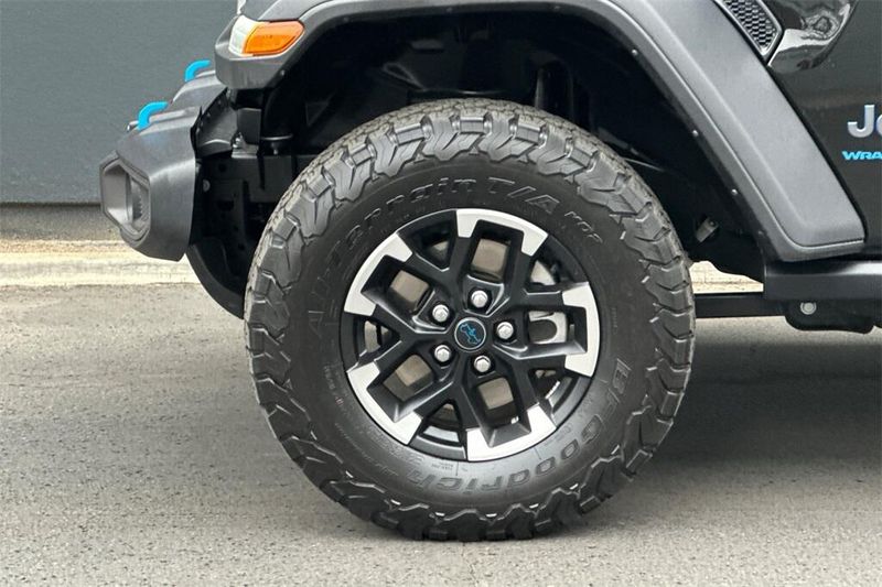2024 Jeep Wrangler 4xe Rubicon photo 25