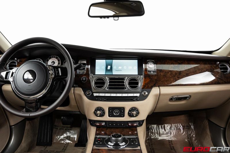 Used 2015 Rolls-Royce Wraith *SHOOTING STAR HEADLINER * IMMACULATE CONDITION*Image 22