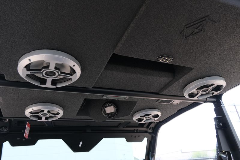 NEW 2026 POLARIS RANGER CREW XP 1000 PREMIUM Image 23