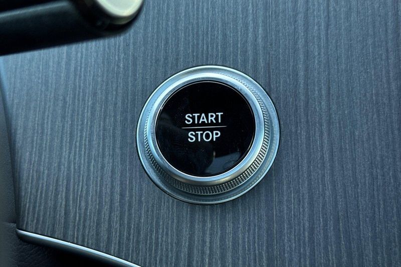 Used 2025 Mercedes-Benz EQE 350 SUVImage 27