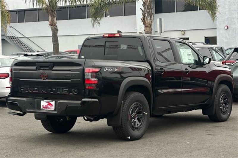 New 2025 Nissan Frontier PRO-XImage 3