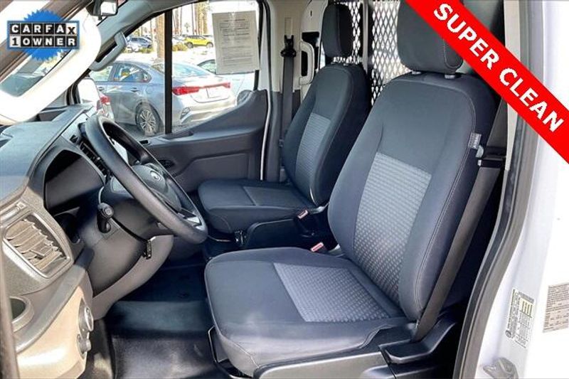 Used 2024 Ford Transit-250 Cargo Van BaseImage 22