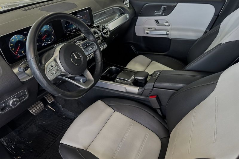 2021 Mercedes-Benz GLB 250Image 7