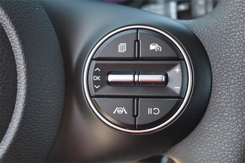 New 2025 Kia Soul LXImage 22