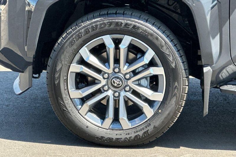 New 2026 Toyota 4Runner LimitedImage 32
