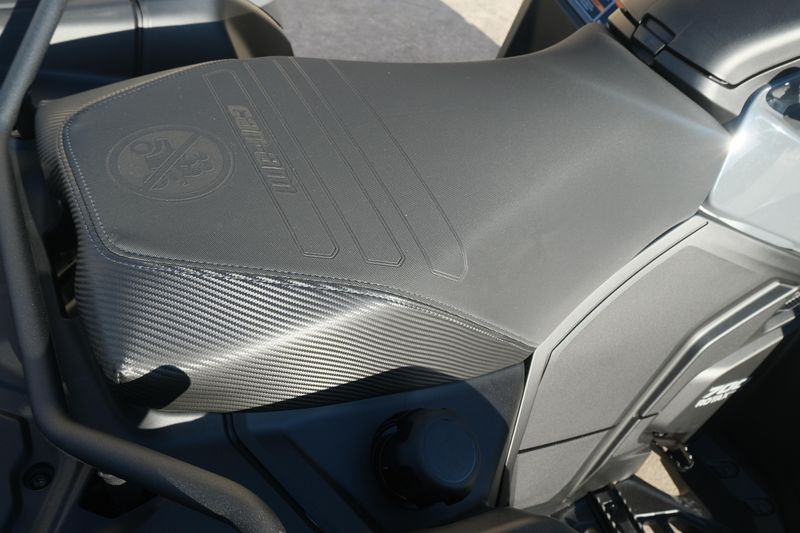 NEW 2026 CAN-AM OUTLANDER DPS 700 Image 12