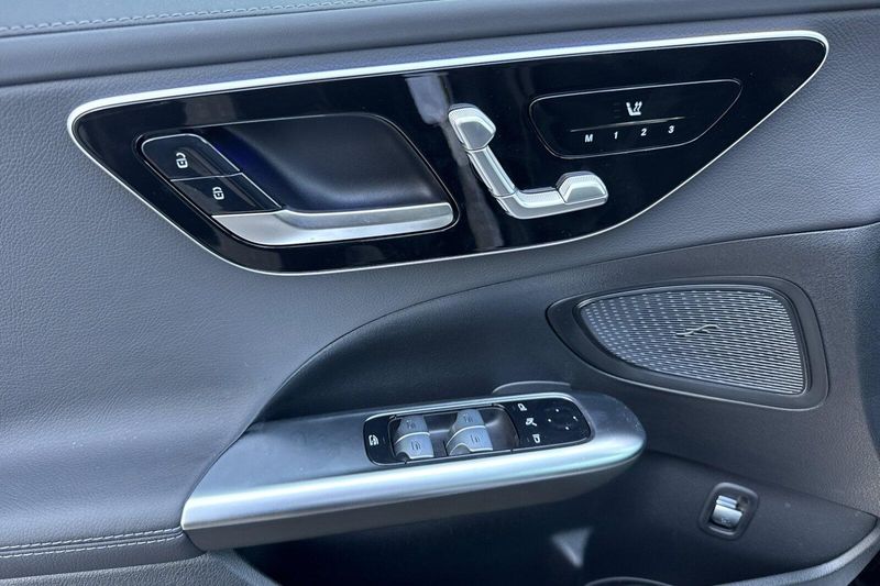 New 2026 Mercedes-Benz C-Class C 300Image 8