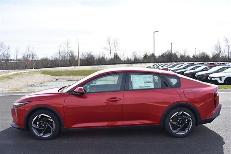 2025 Kia K4 EXImage 6