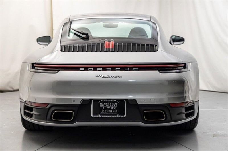 2021 Porsche 911 CarreraImage 4