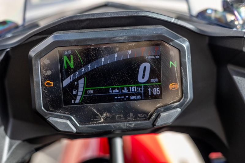 2025 Kawasaki NINJA 500 ABS Image 9