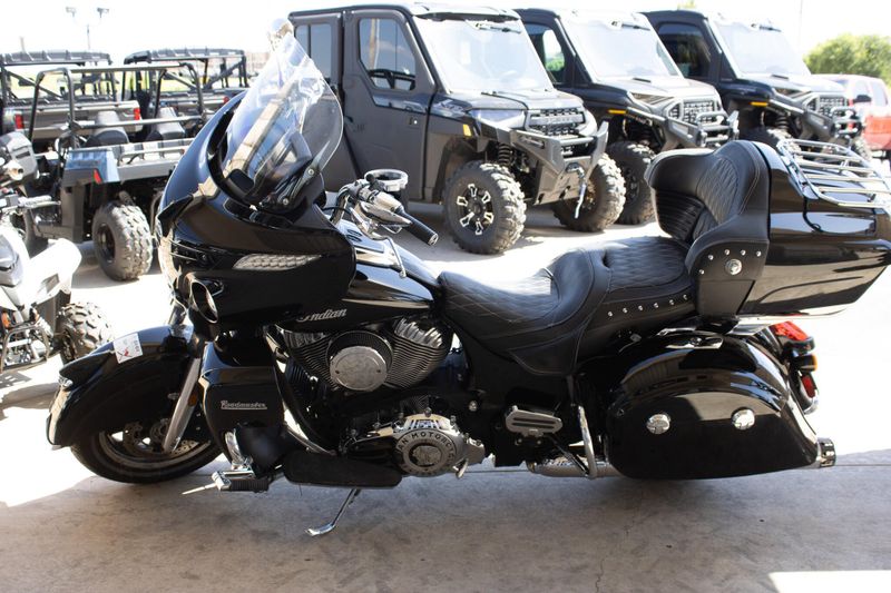 USED 2017 INDIAN MOTORCYCLE ROADMASTER BASE Image 6