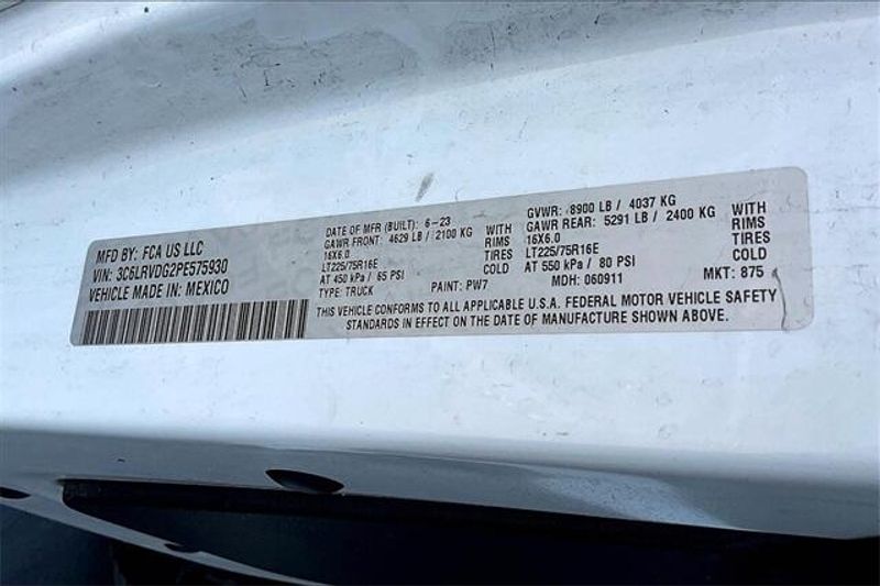 2023 RAM ProMaster 2500 High RoofImage 28