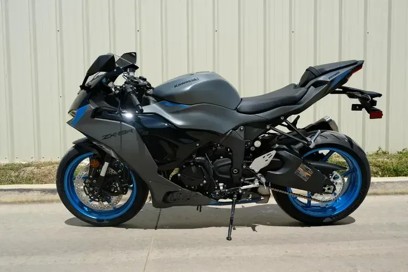 NEW 2026 KAWASAKI NINJA ZX6R Image 5