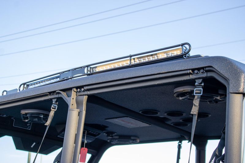 NEW 2026 CAN-AM DEFENDER MAX XT HD11 WITH 1025 INCH TOUCHSCREEN Image 29