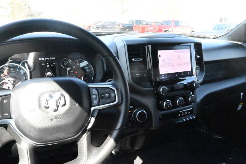 2025 RAM 1500 TradesmanImage 28