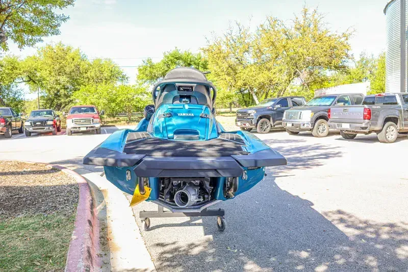 NEW 2026 YAMAHA FX CRUISER SVHO WITH AUDIO Image 4