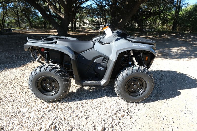 2025 Can-Am OUTLANDER DPS 700 WILDLAND CAMOImage 15