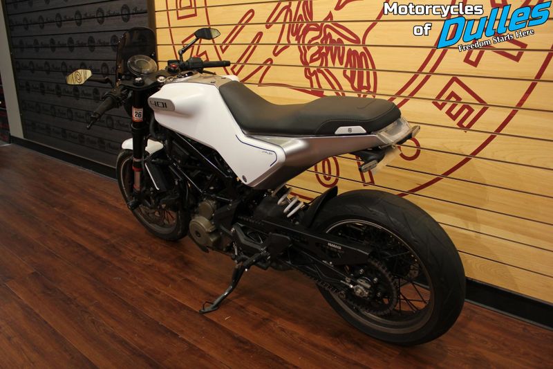 Used 2022 Husqvarna Svartpilen 401 Image 6