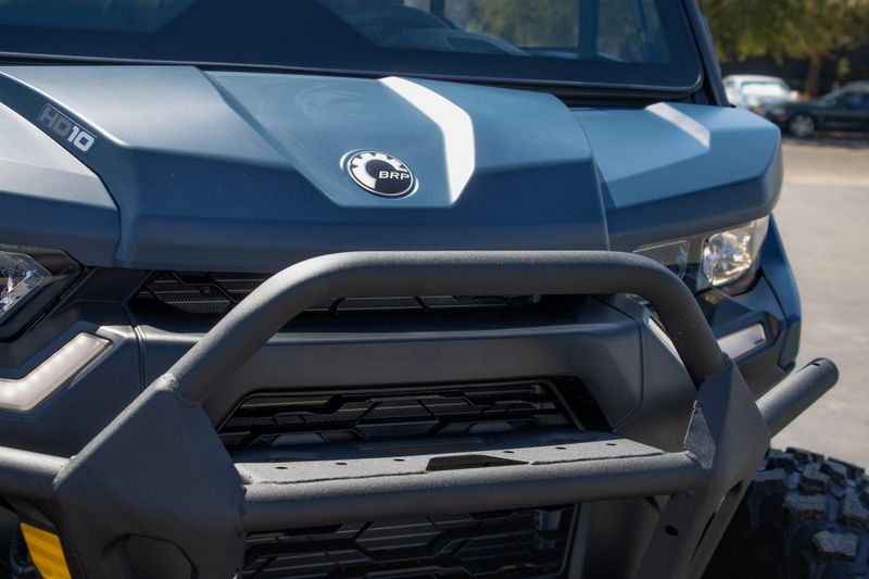 NEW 2026 CAN-AM DEFENDER PRO LIMITED CAB HD10 Image 13