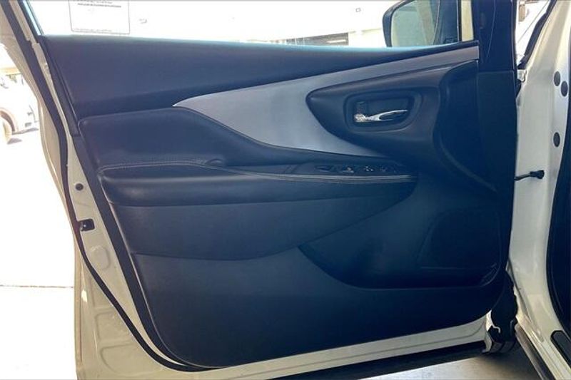 2023 Nissan Murano SVImage 22