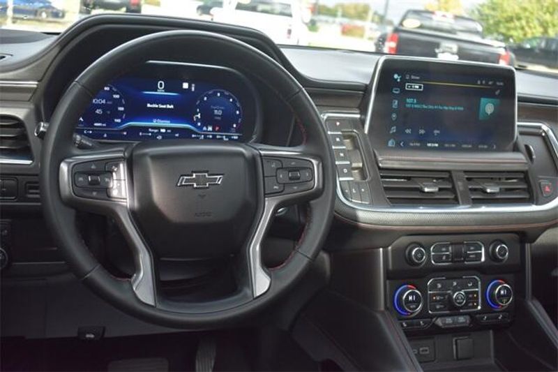 Used 2023 Chevrolet Suburban RSTImage 26