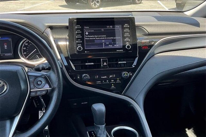2023 Toyota Camry LEImage 5