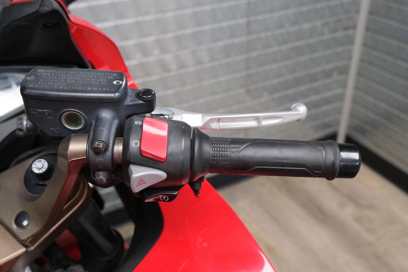 USED 2015 HONDA INTERCEPTOR DLX Image 20