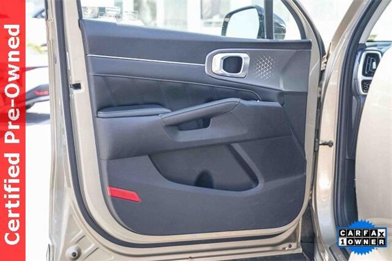 Used 2021 Kia Sorento SXImage 21
