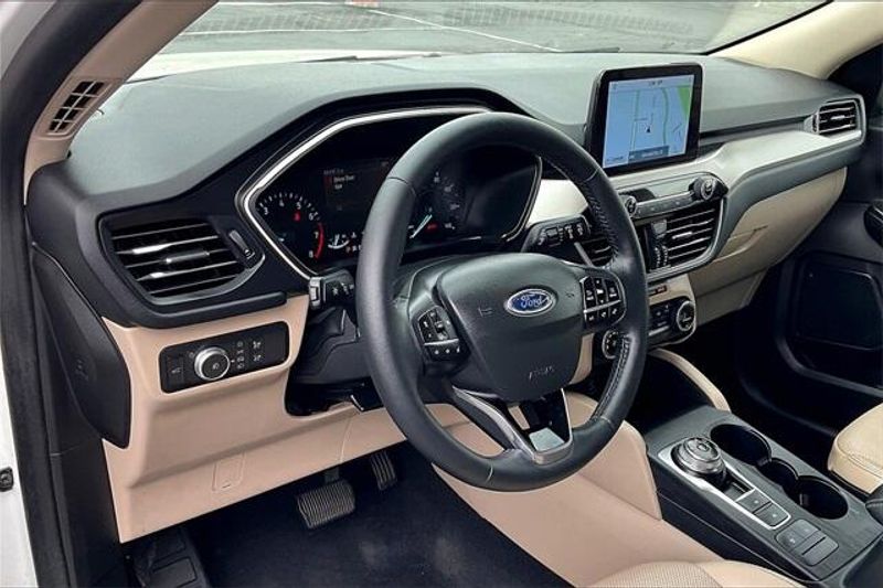 2020 Ford Escape SELImage 14