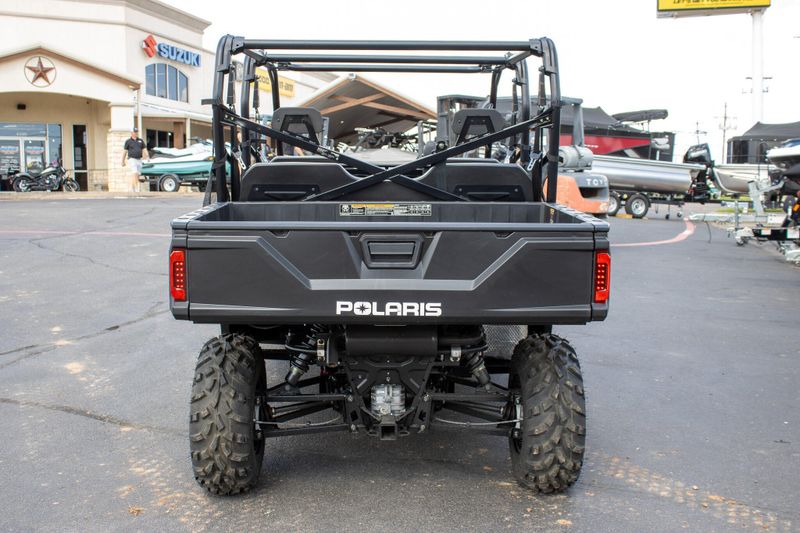 NEW 2025 POLARIS RANGER CREW 570 FULLSIZE Image 2