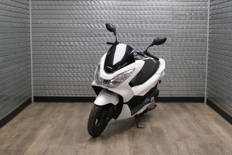 USED 2018 HONDA PCX 150 Image 7