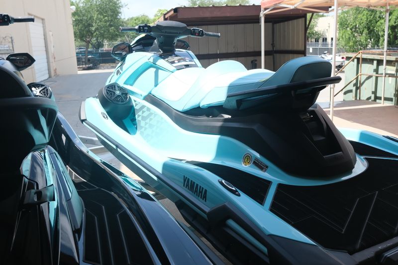 2025 Yamaha VX LIMITED HO MINT Image 4
