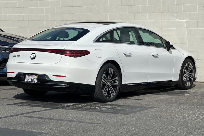 2022 Mercedes-Benz EQS 450Image 4