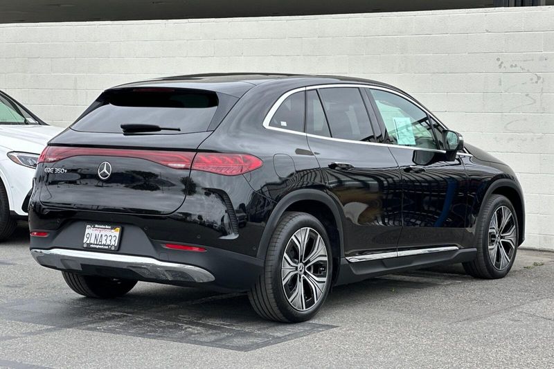 2023 Mercedes-Benz EQE 350+ SUVImage 4
