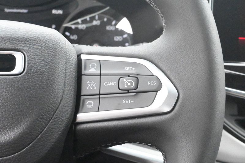 2025 Jeep Compass LimitedImage 24