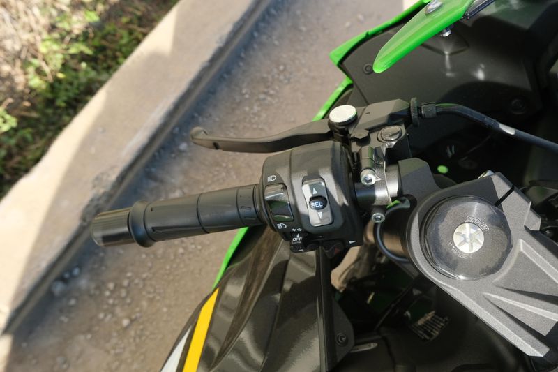 NEW 2025 KAWASAKI NINJA ZX6R KRT EDITION ABS Image 10