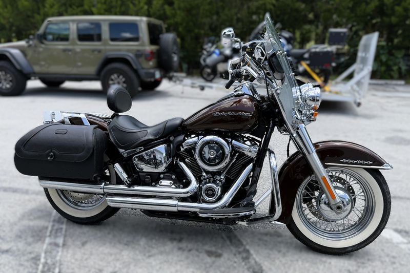 Used 2019 Harley-Davidson Softail Deluxe 