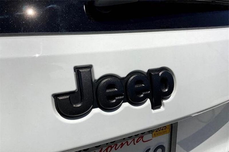 Used 2021 Jeep Grand Cherokee High AltitudeImage 31