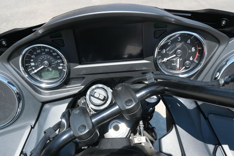 USED 2018 YAMAHA STAR ELUDER Image 21