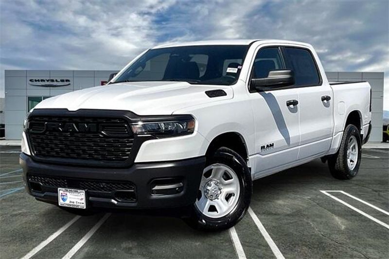 2025 RAM 1500 Tradesman Crew Cab 4x2 5