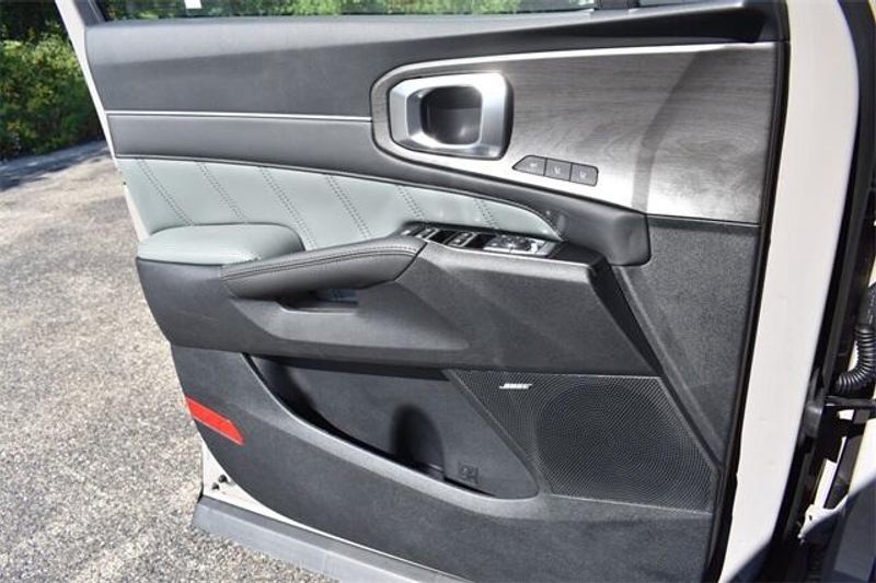 New 2025 Kia Sorento X-Line SX PrestigeImage 37