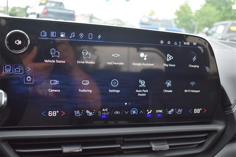 New 2026 Chevrolet Silverado EV LTImage 30