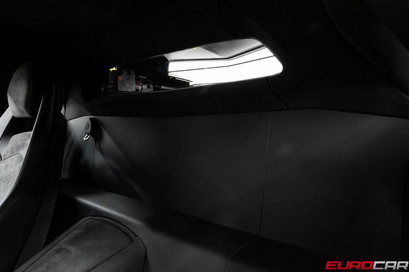 2015 Lamborghini Aventador *FRONT AXLE LIFT * IMMACULATE CONDITION*Image 36