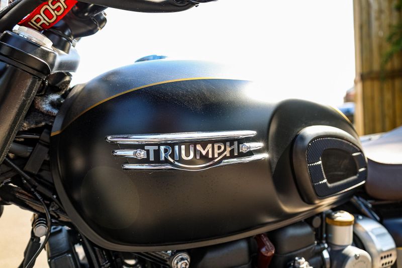 2022 Triumph BONNEVILLE T 120 BLACK EURO 5A BASE Image 18