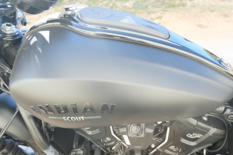 NEW 2025 INDIAN MOTORCYCLE SPORT SCOUT LIMITED WITH TECH PACKAGE  Family PowerSports (877) 886-1997 familypowersports.com 