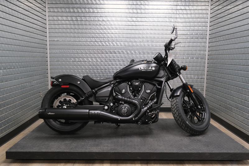 NEW 2026 INDIAN MOTORCYCLE SCOUT BOBBER LIMITED WITH TECH Image 2