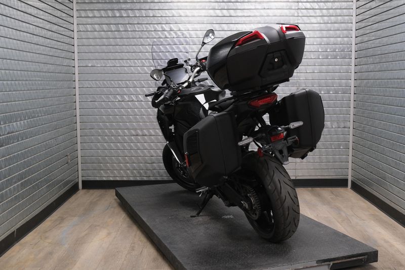 USED 2025 YAMAHA TRACER 9 Image 5